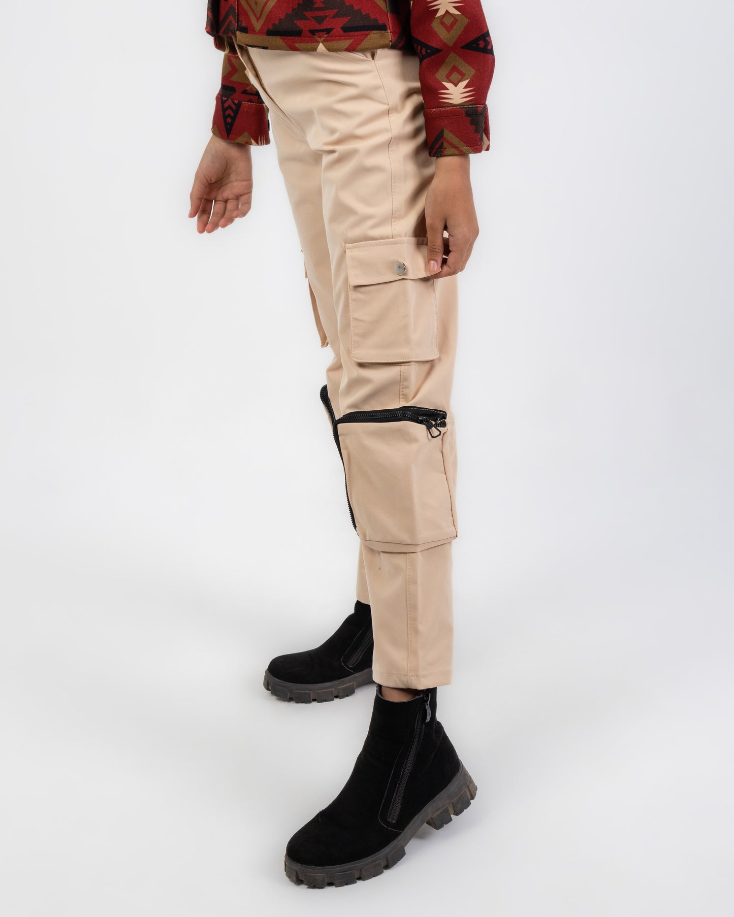 baggy trousers featuring a modern style - coffee